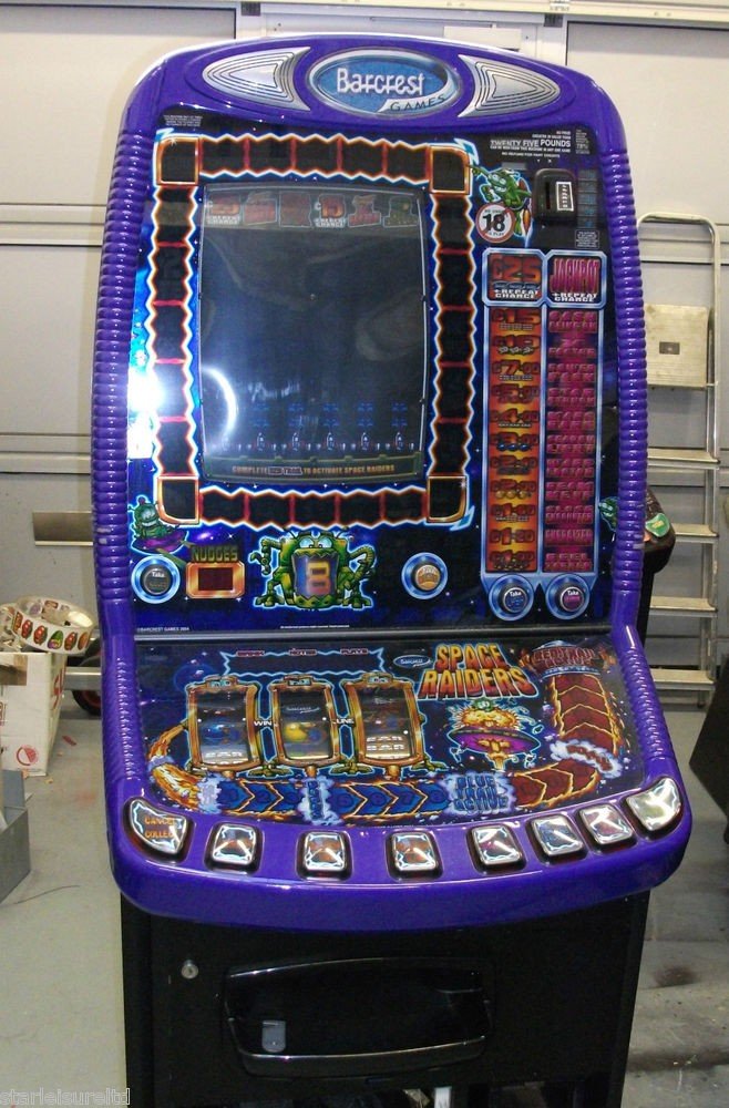 space raiders fruit machine